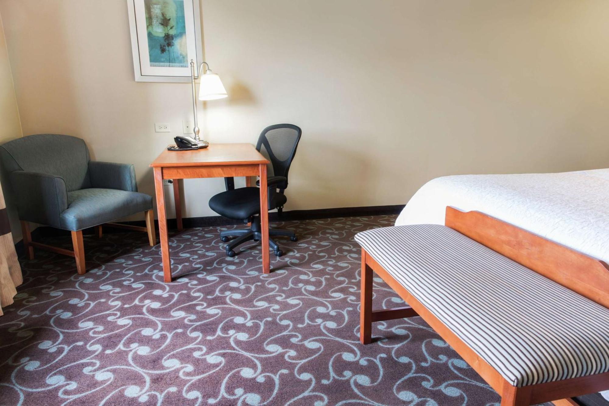 Hampton Inn & Suites Chicago Deer Park Exterior photo