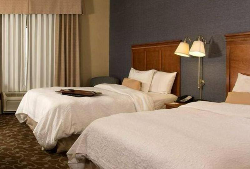 Hampton Inn & Suites Chicago Deer Park Exterior photo